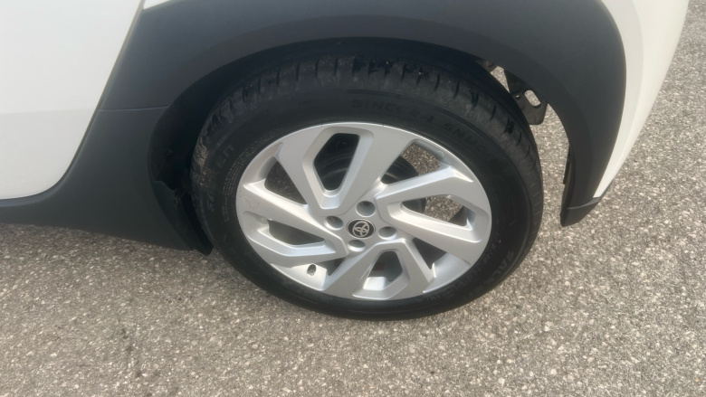 Toyota Aygo X 1.0 VVT-i Pure 5dr Petrol Hatchback